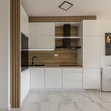 Sea La Vie Apartment *